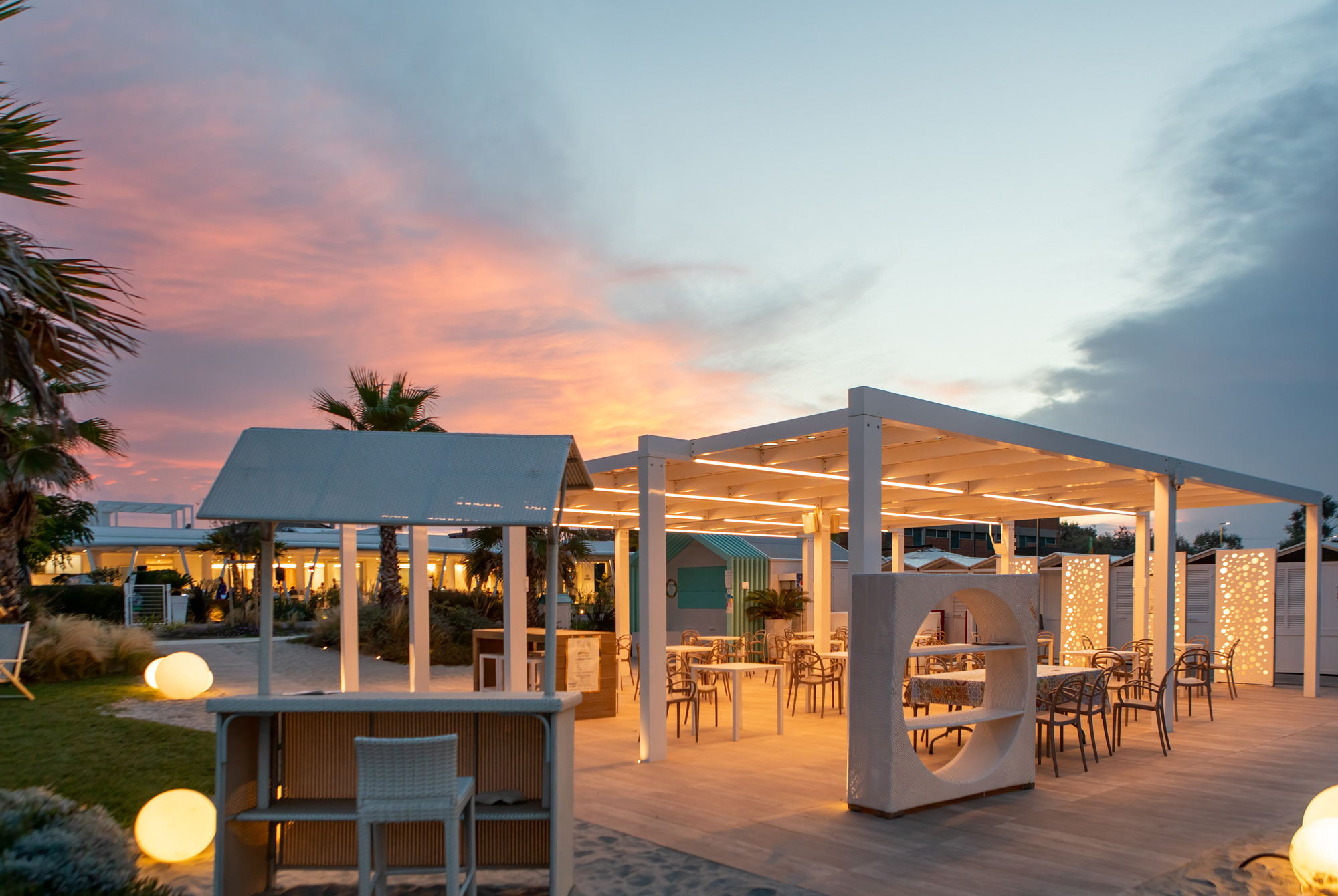 media.Slide_Spiaggia_5InsolitoBeachCaffè